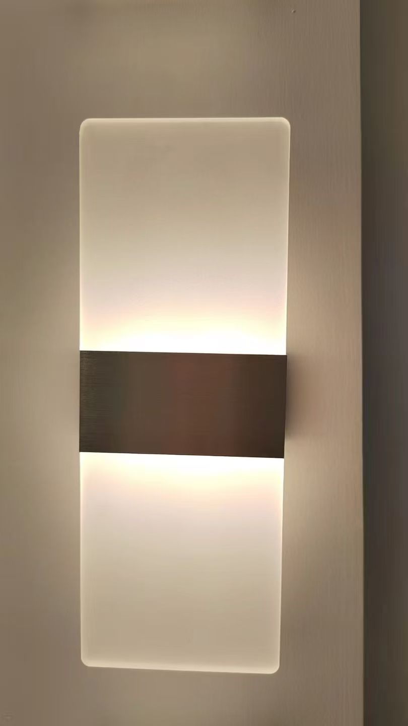 WALL LIGHT W528