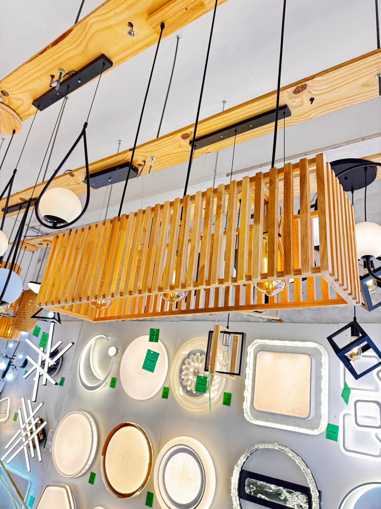 PENDANT LIGHT H553