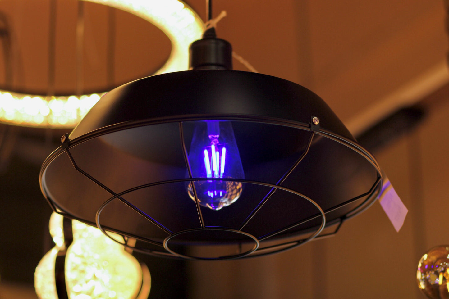 PENDANT LIGHT H117