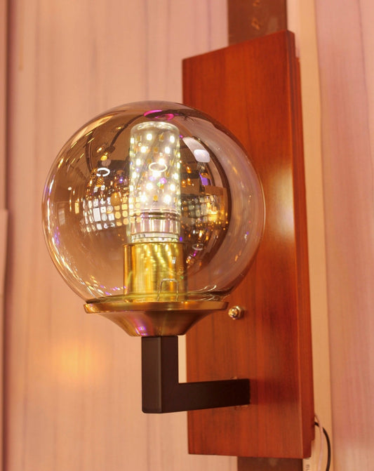 WALL LIGHT W132