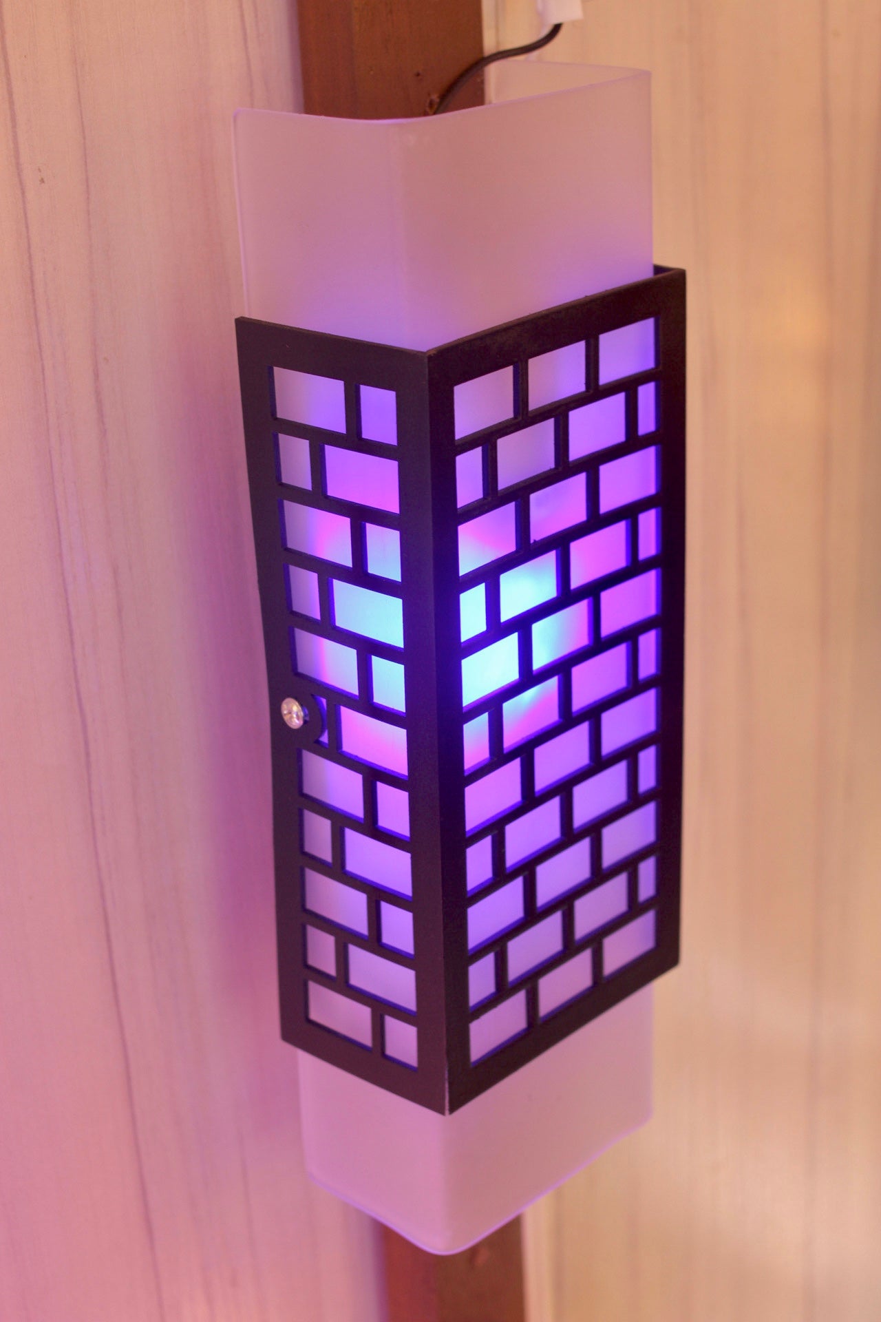 WALL LIGHT W114