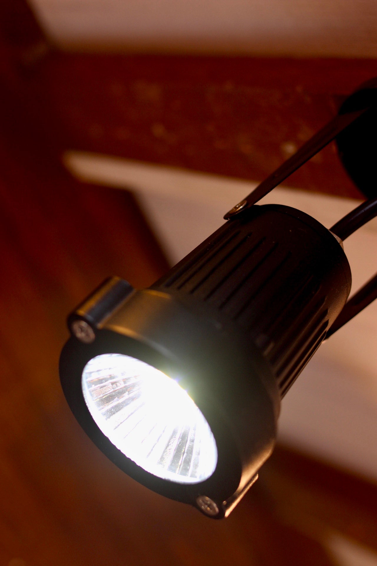 OUTDOOR LIGHT ON116 5W LED WHITE