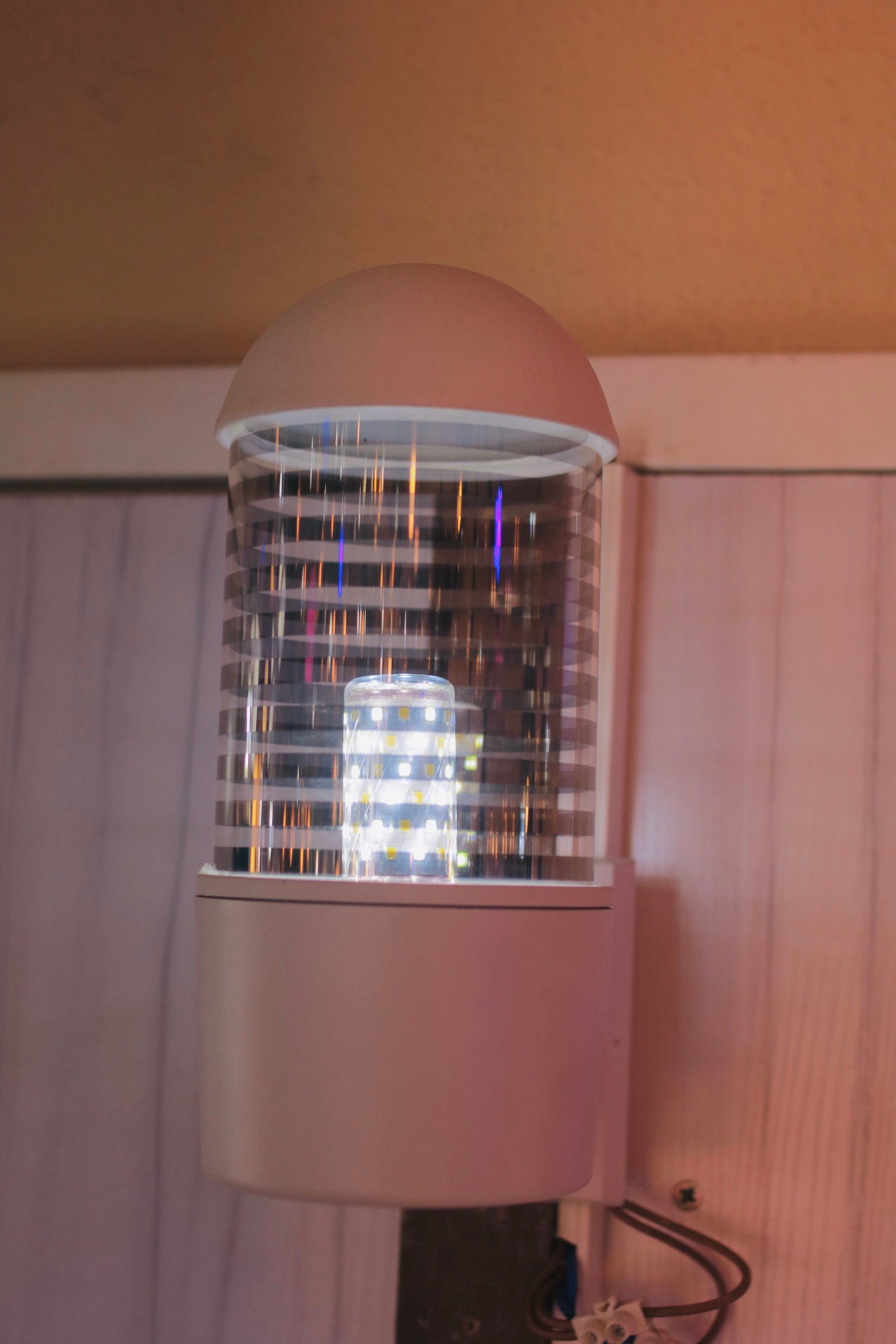 OUTDOOR LIGHT ON7