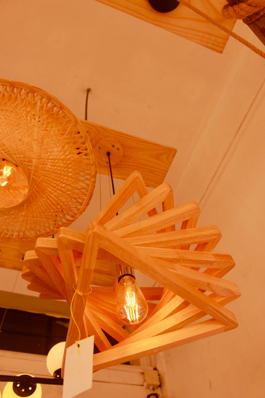 PENDANT LIGHT H529