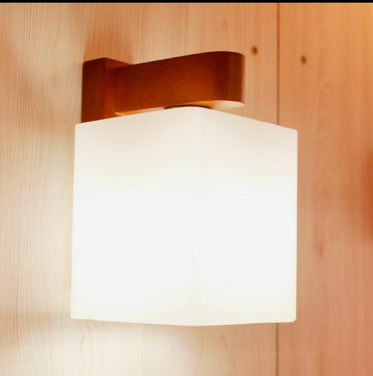 WALL LIGHT W211