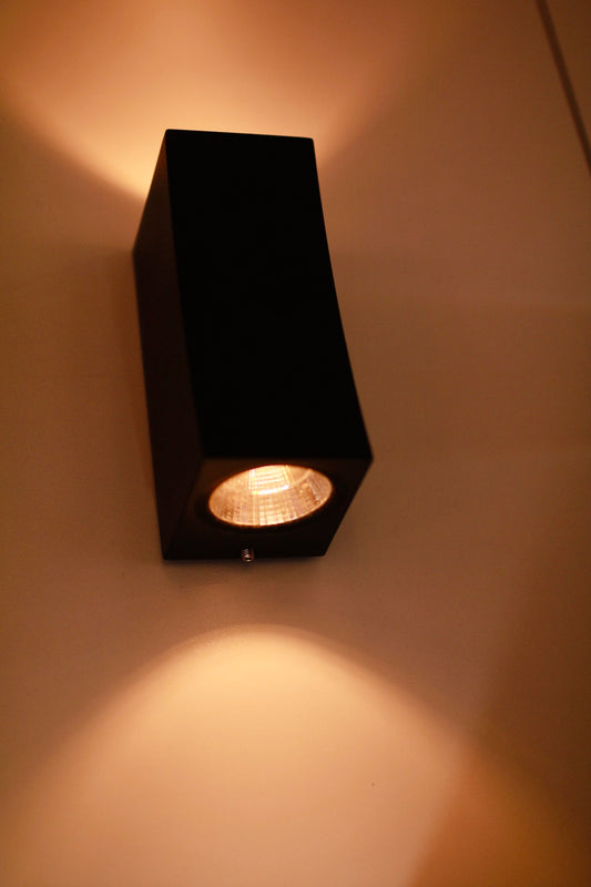 OUTDOOR LIGHT O318