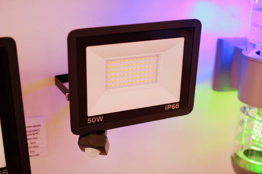 FLOODLIGHT SENSOR 50W WH