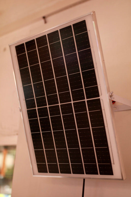 FLOODLIGHT 100W WH SOLAR