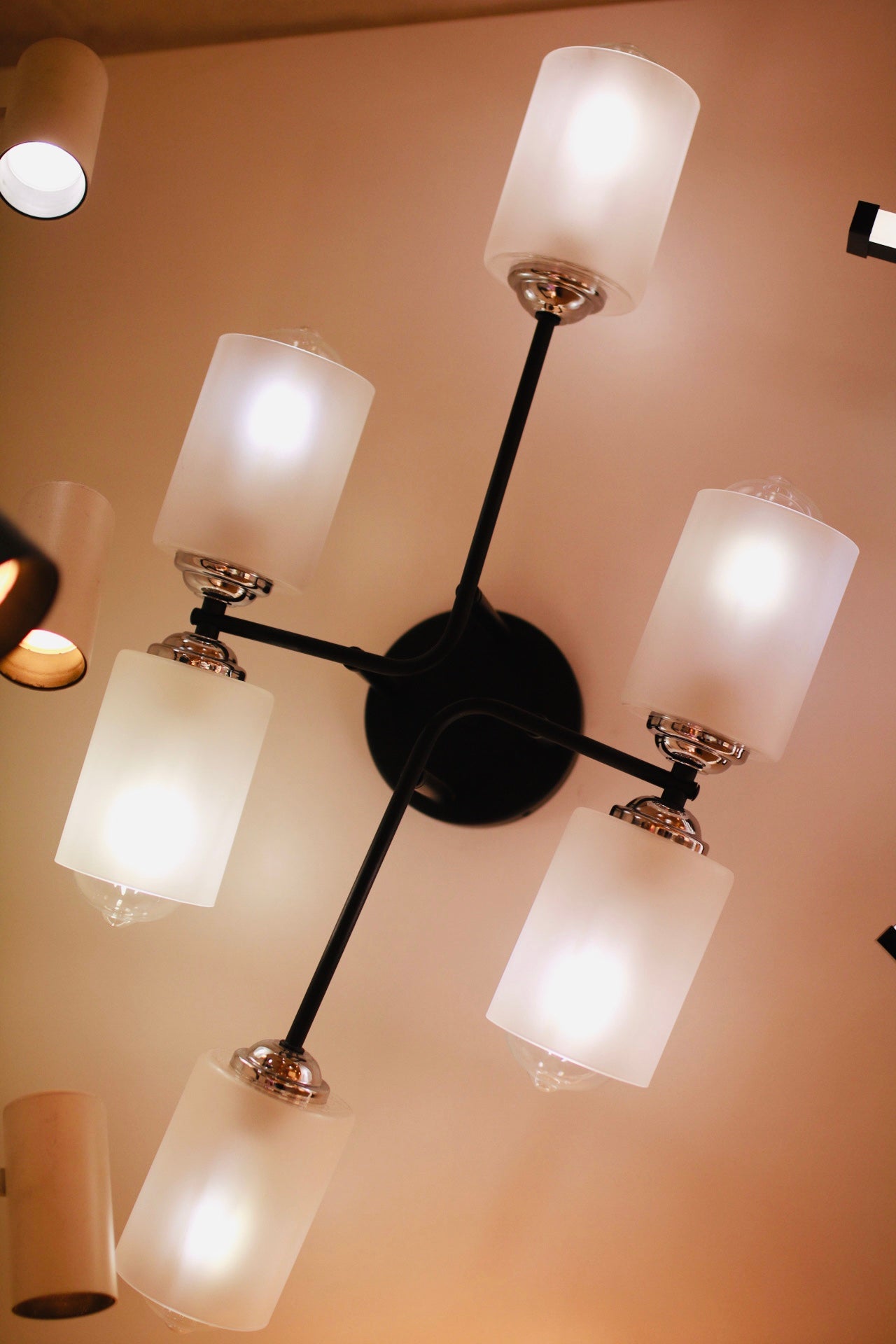 PENDANT LIGHT H523