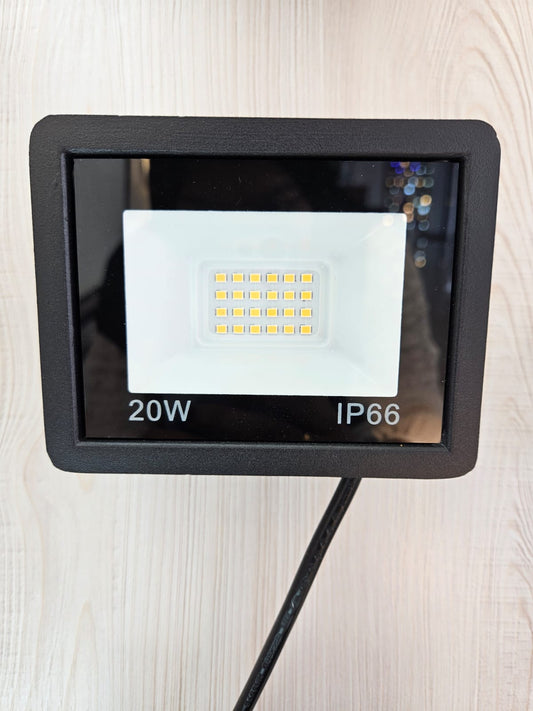 20W FLOODLIGHT WARM